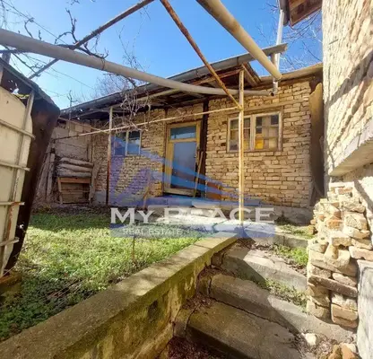 Снимка 4 — Къща в Шумен, м-т Под Манастира