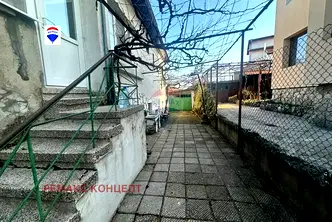 Къща в Шумен, Военно училище