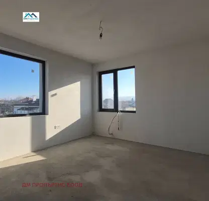 Photo 4 — House in Sofiya, Dragalevci