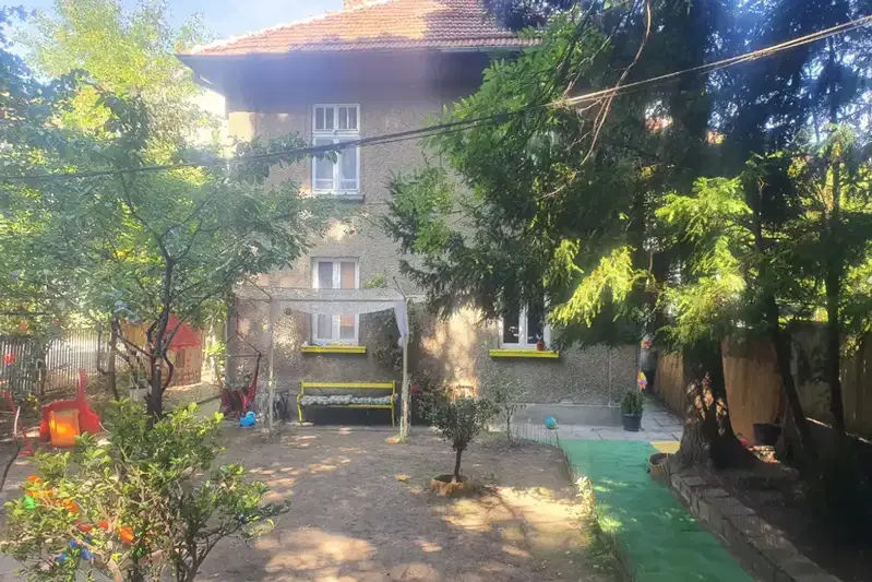 House in Sofiya, Lozenec