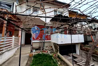 Къща във Велико Търново, Стражица