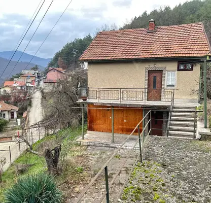 Photo 4 — House in област София, Svoge