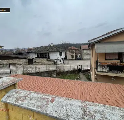 Photo 2 — House in Oblast Lovech, Troyan