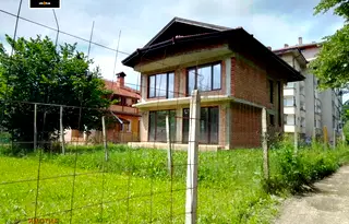 Къща в Ловеч, Троян