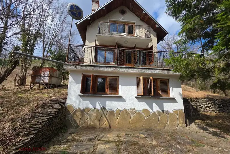 House in Oblast Lovech, Troyan