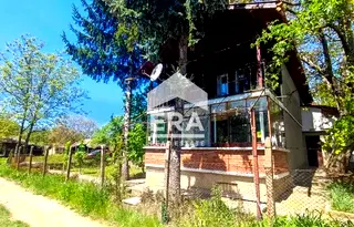 Къща в Търговище, Вилна зона