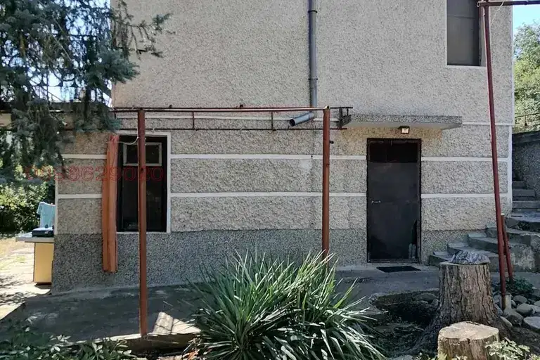 House in Tyrgovishte, Vilna Zona