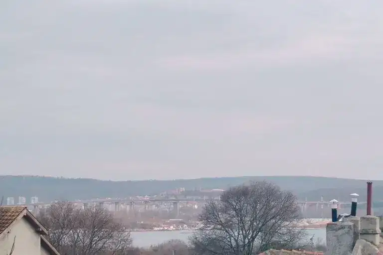 Къща във Варна, Автогара