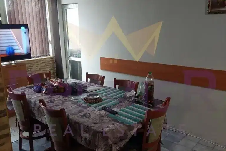 Къща във Варна, Автогара