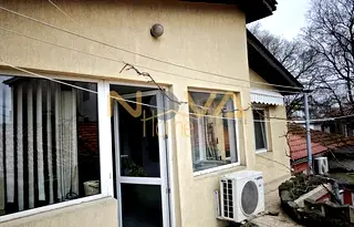 Къща във Варна, Христо Ботев