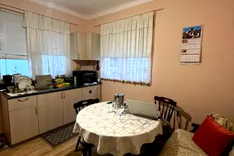 Къща във Варна, Колхозен пазар