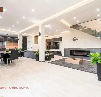 Photo 3 — House in Varna, Alen Mak