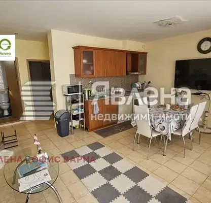 Photo 4 — House in Varna, Alen Mak