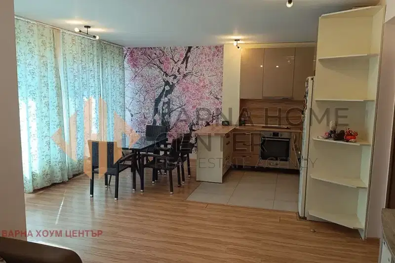House in Varna, Alen Mak