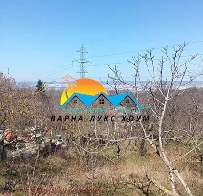 Снимка 4 — Къща във Варна, м-т Боровец - север