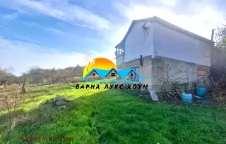 Къща във Варна, м-т Боровец - юг
