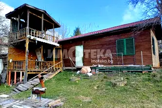 Къща във Варна, м-т Боровец - юг