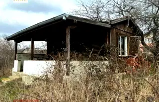 Къща във Варна, м-т Боровец - юг