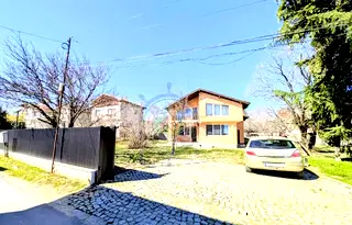 Къща във Варна, м-т Долна Трака