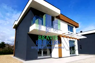 Къща във Варна, м-т Горна Трака