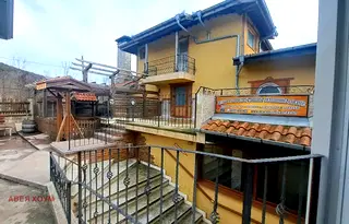 Къща във Варна, Виница