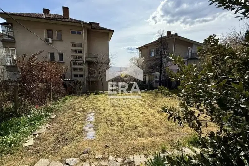 House in Veliko Tyrnovo, Akaciya