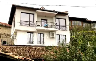 Къща във Велико Търново, Варуша