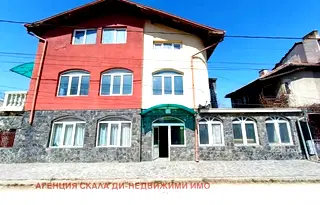 Къща в Пазарджик, Велин