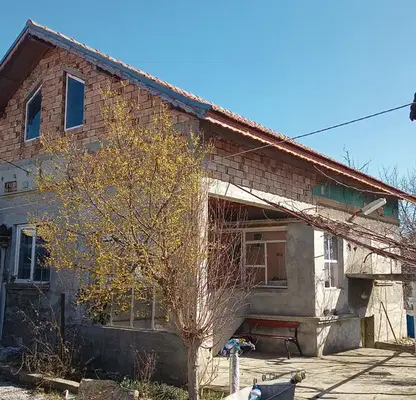 Снимка 4 — Къща в Русе, Ветово