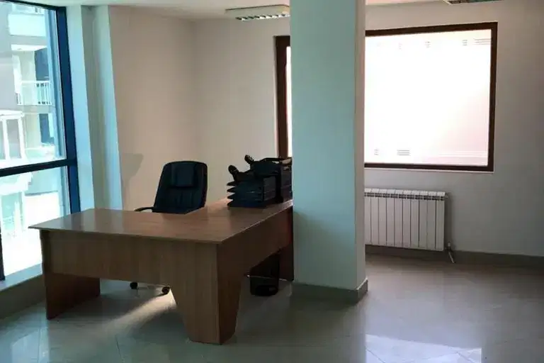Офис в Бургас, Лазур