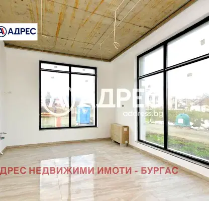 Снимка 2 — Офис в Бургас, Царево