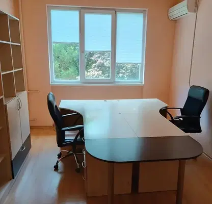 Photo 3 — Office in Pernik, Centyr