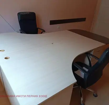 Photo 5 — Office in Pernik, Centyr