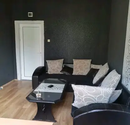 Photo 4 — Office in Pernik, Centyr