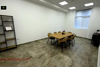 Офис в Перник, Център