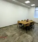 Офис в Перник, Център