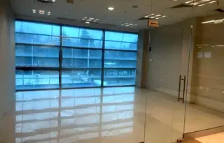 Офис в Плевен, Широк център