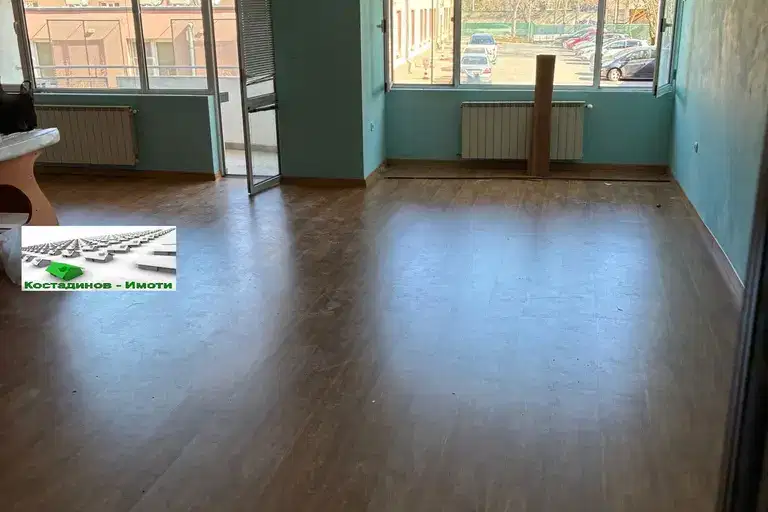 Офис в Пловдив, Център
