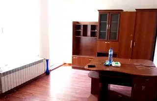 Офис в Русе, Център