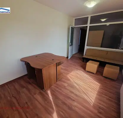 Photo 2 — Office in Ruse, Centyr