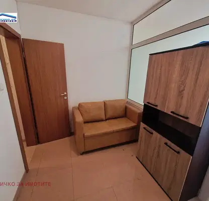 Photo 3 — Office in Ruse, Centyr