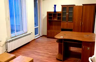 Офис в Русе, Център