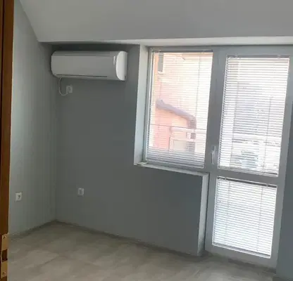Photo 2 — Office in Ruse, Centyr