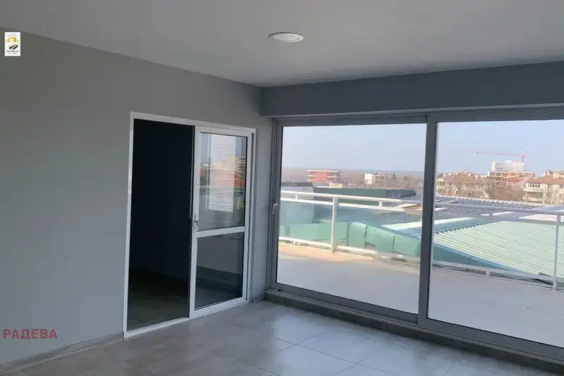 Office in Ruse, Centyr
