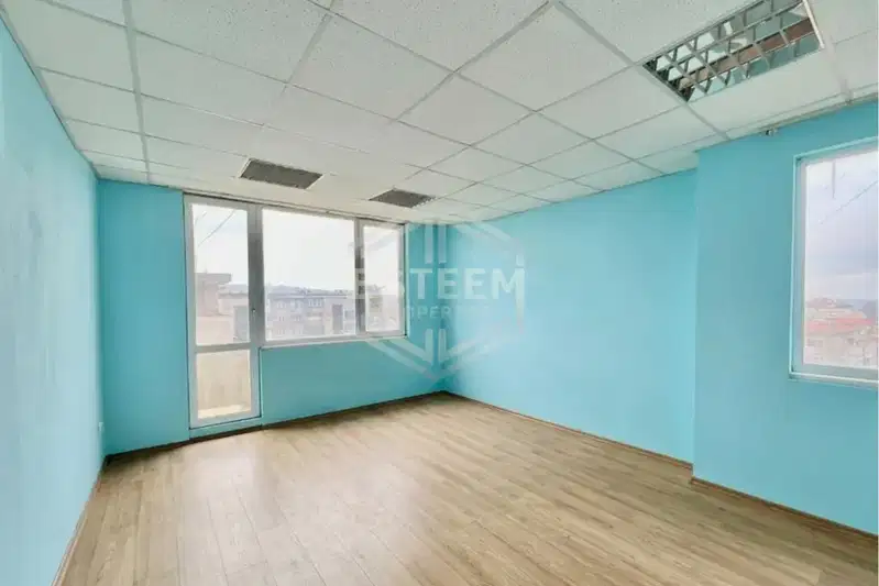 Office in Ruse, Shirok Centyr