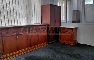 Офис в София, Банишора