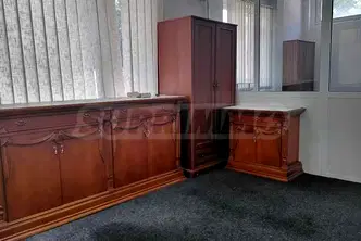 Офис в София, Банишора