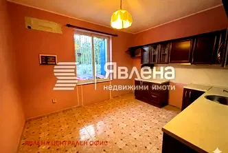Офис в София, Център