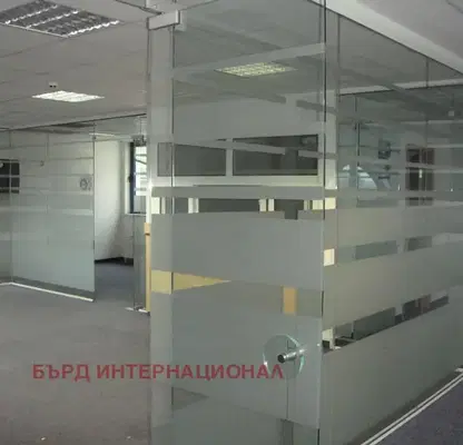 Photo 3 — Office in Sofiya, Centyr