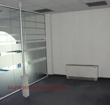 Photo 4 — Office in Sofiya, Centyr